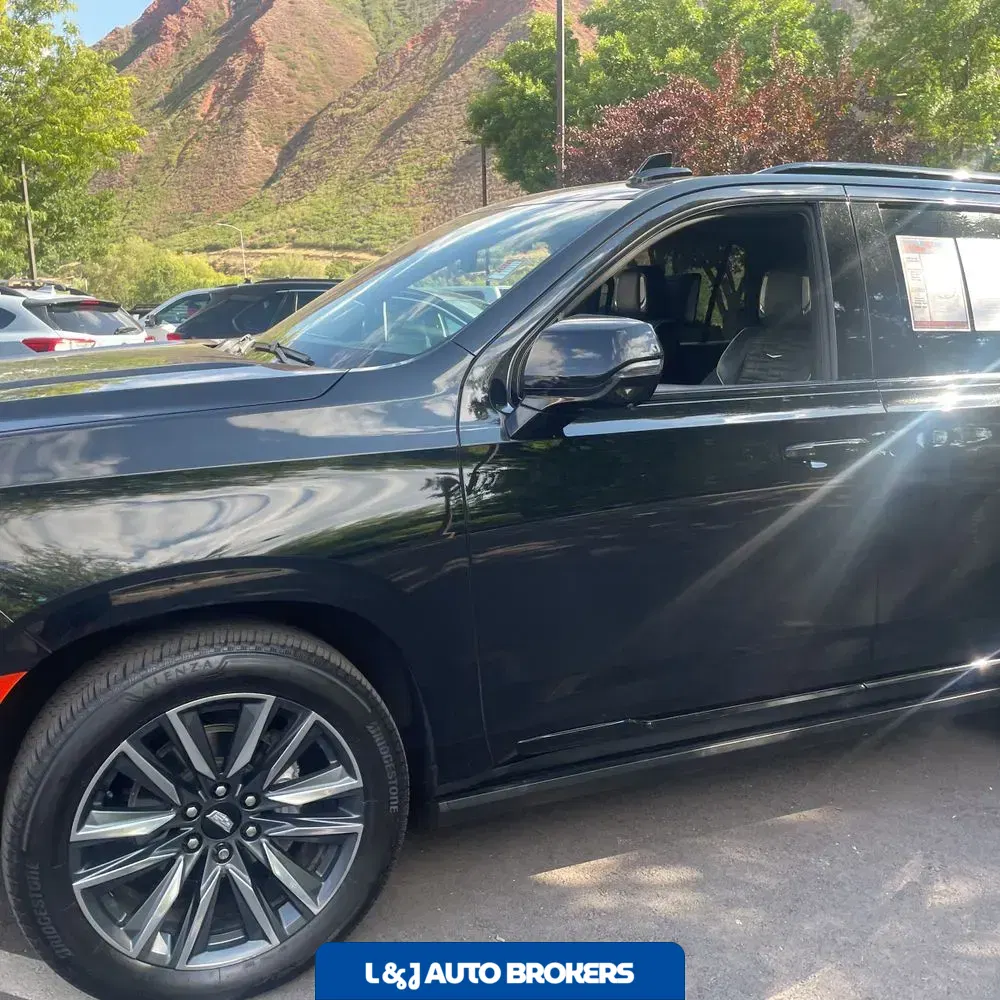 2022 Cadillac Escalade Sport Platinum