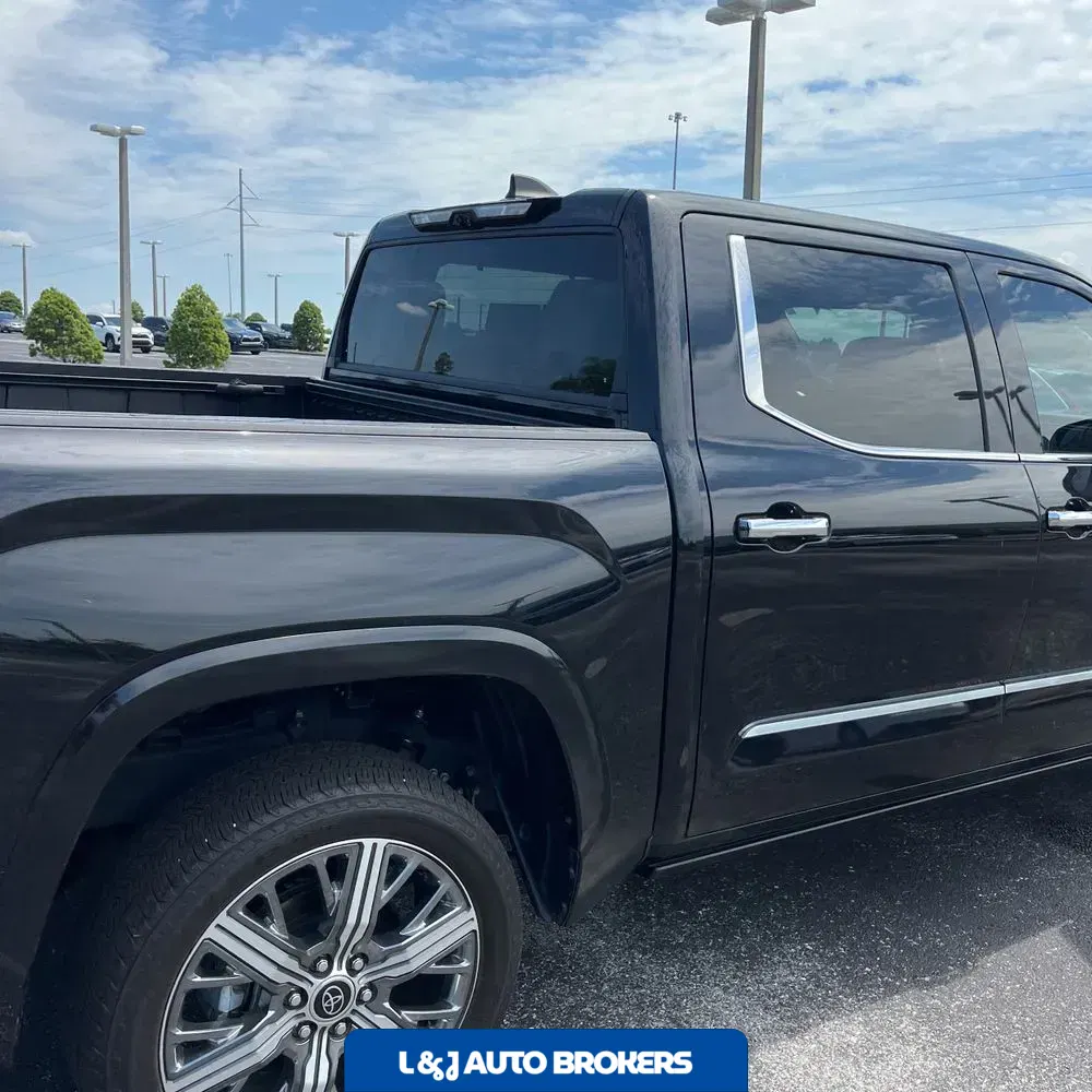 2024 Toyota Tundra Capstone HV