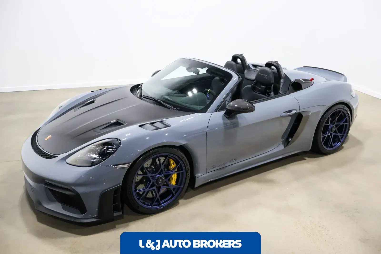 2024 Porsche 718 Spyder RS Weissach