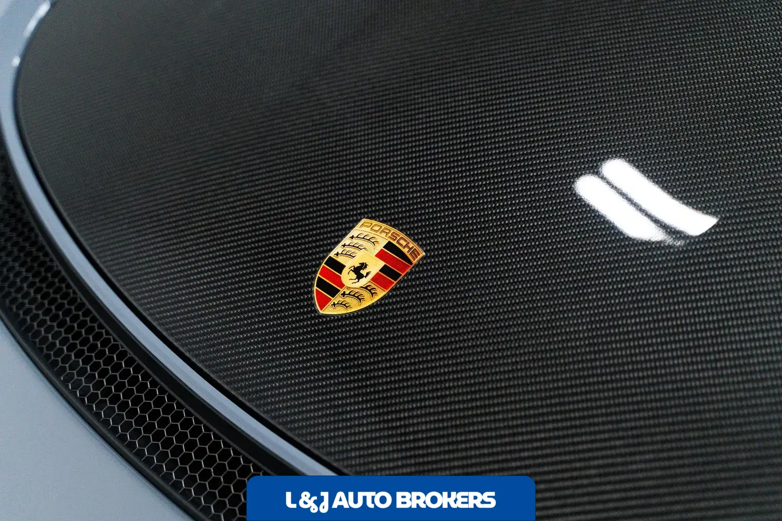 2024 Porsche 718 Spyder RS Weissach