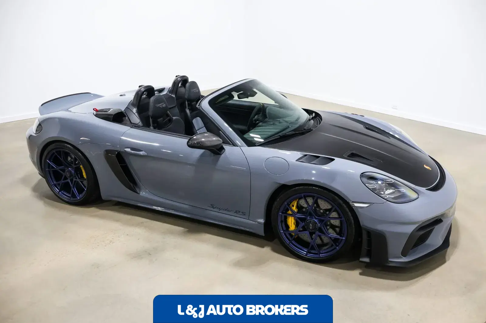 2024 Porsche 718 Spyder RS Weissach