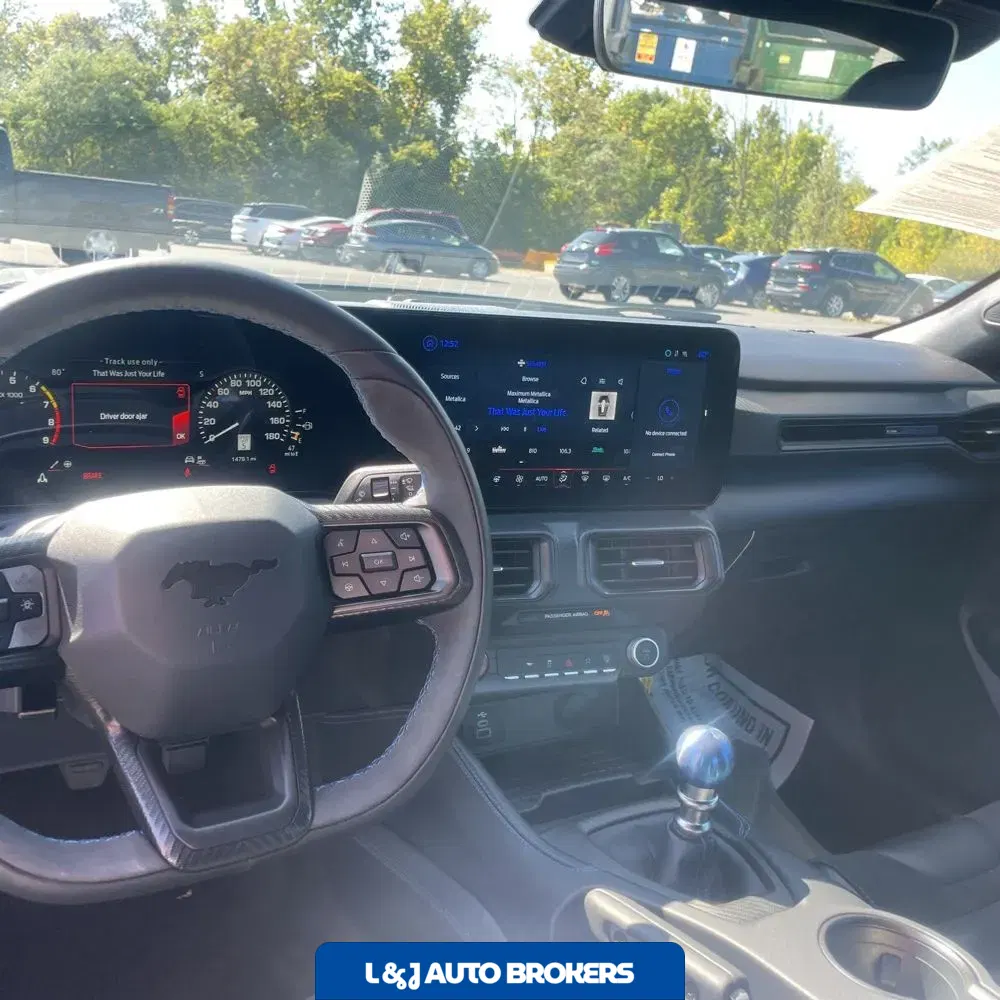2024 Ford Mustang Dark Horse