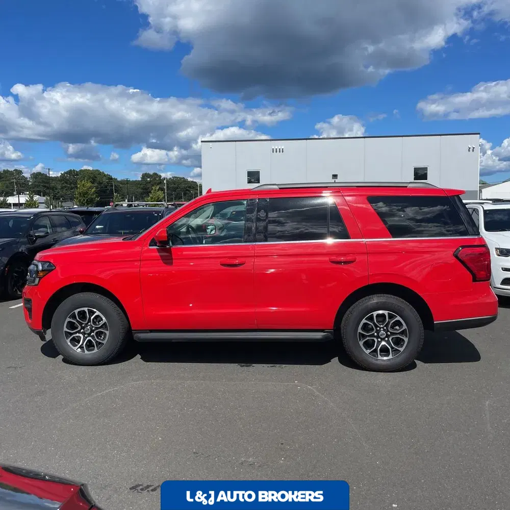 2024 Ford Expedition XLT