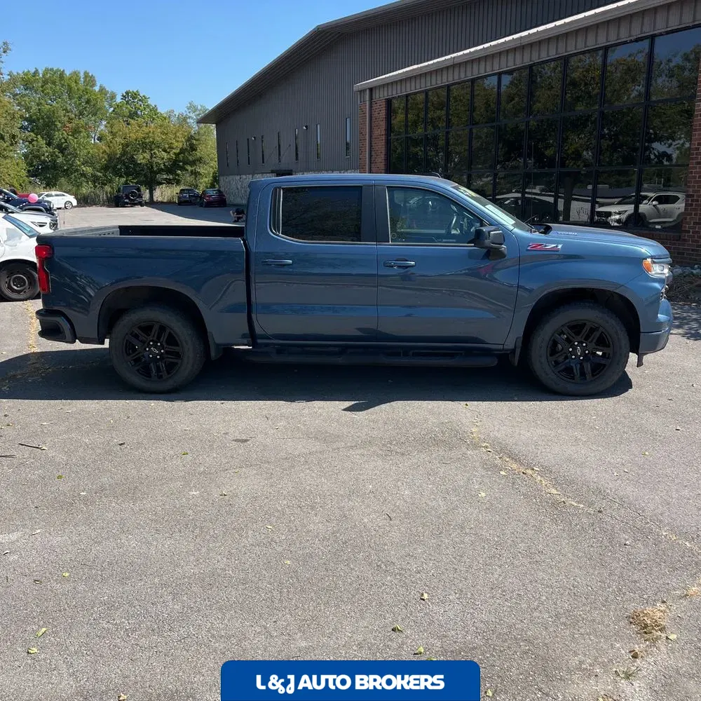 2024 Chevrolet Silverado 1500 RST