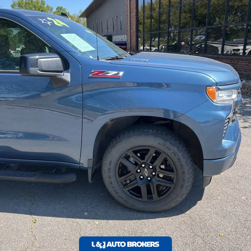 2024 Chevrolet Silverado 1500 RST
