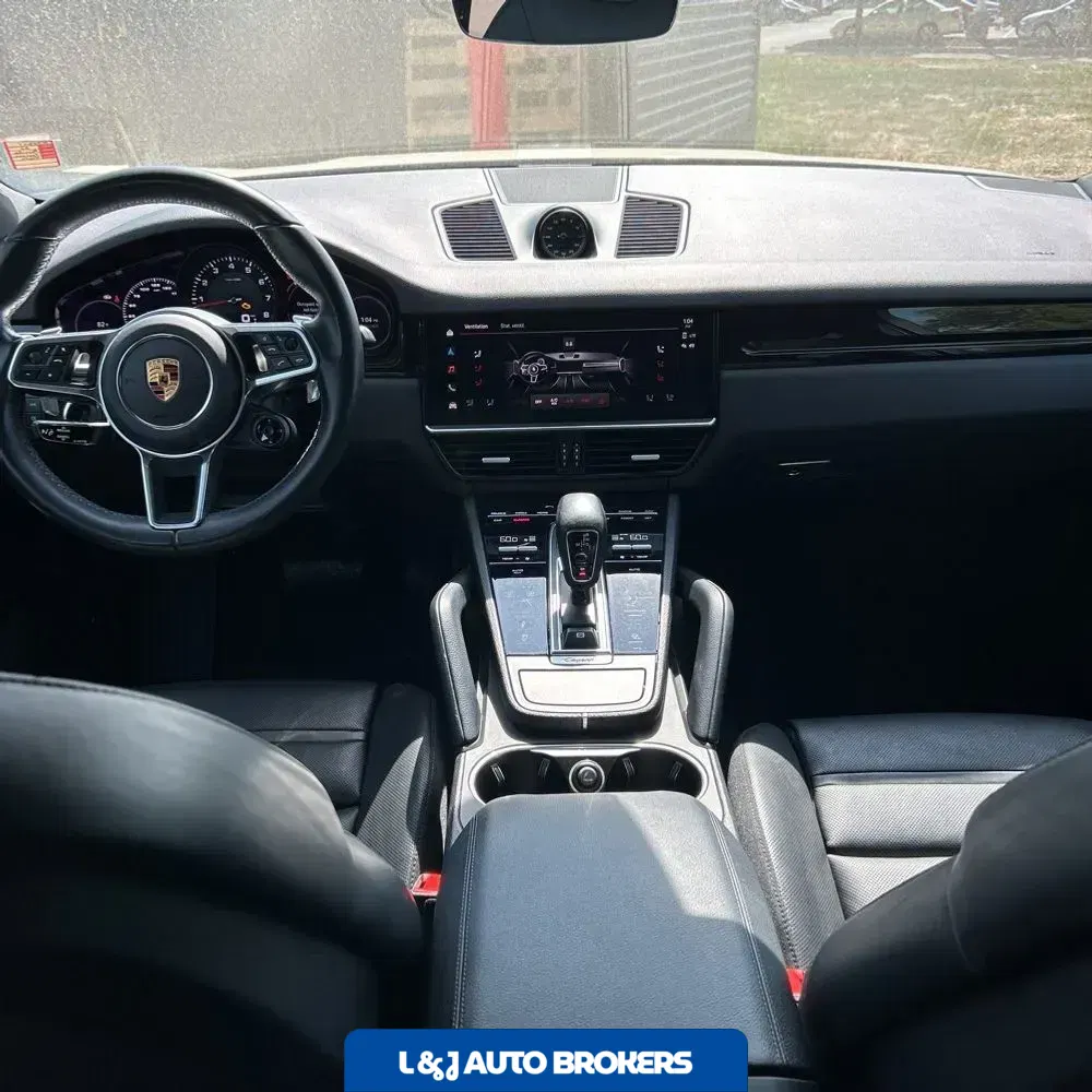 2022 Porsche Cayenne Coupe