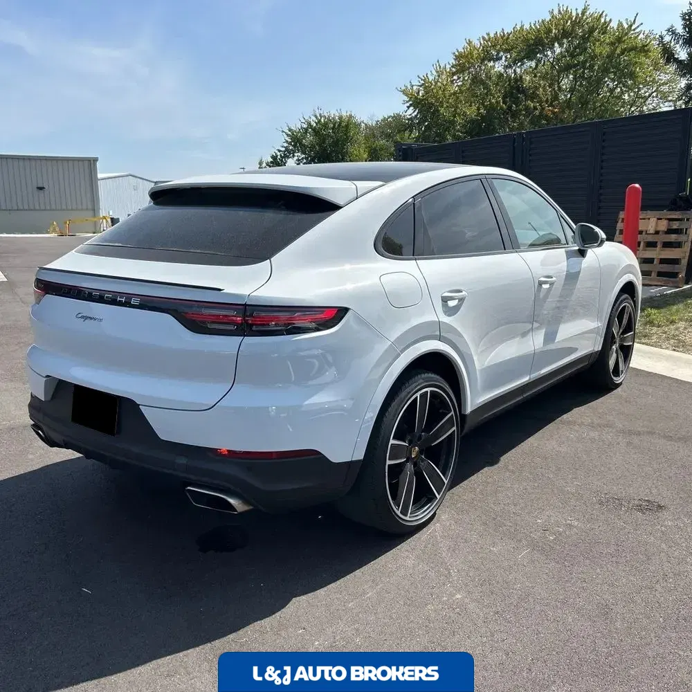 2022 Porsche Cayenne Coupe