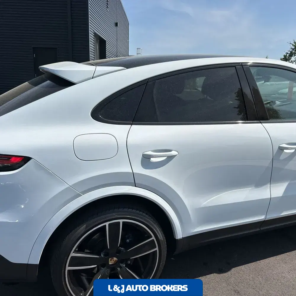 2022 Porsche Cayenne Coupe