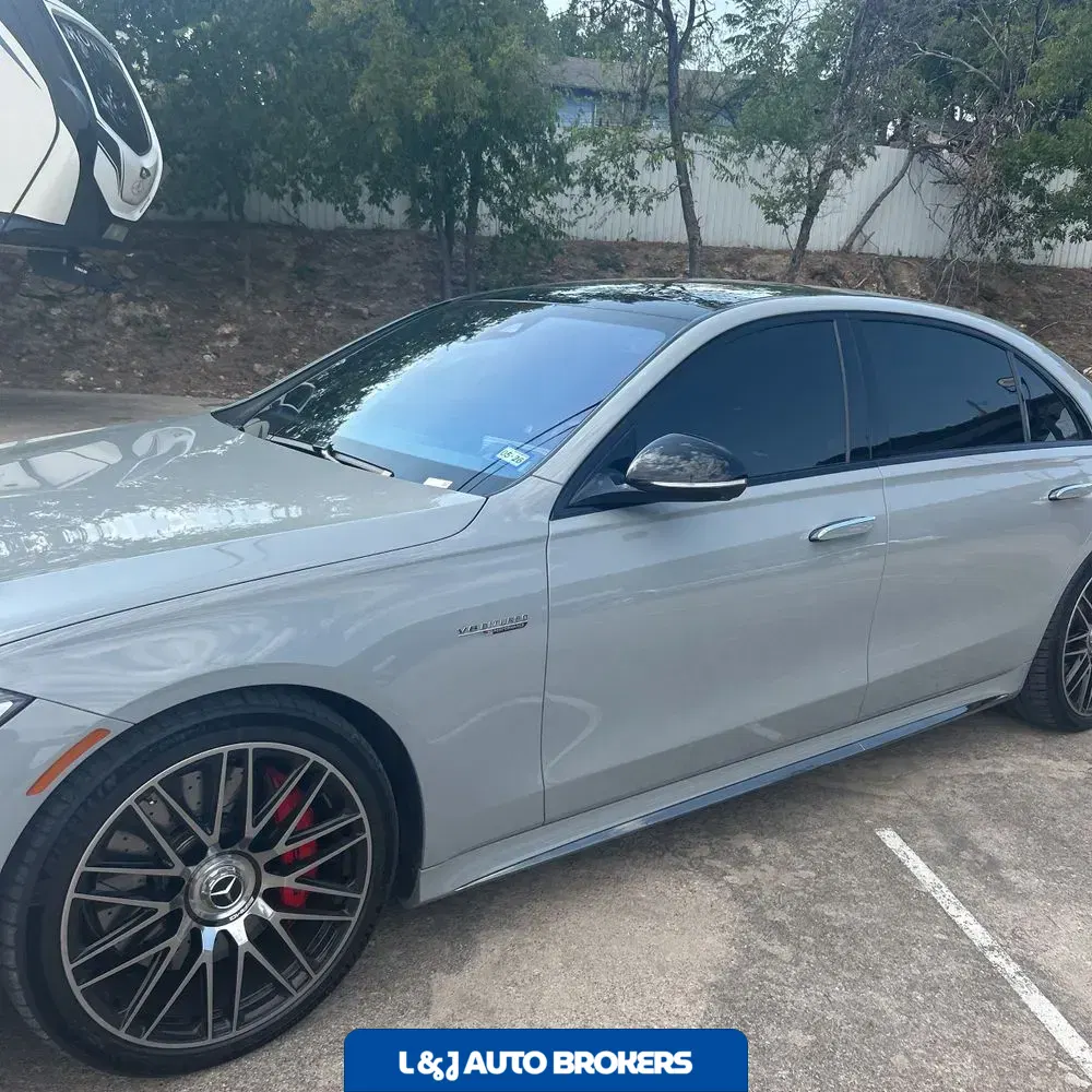 2024 Mercedes-Benz S-Class AMG S63 E Perf