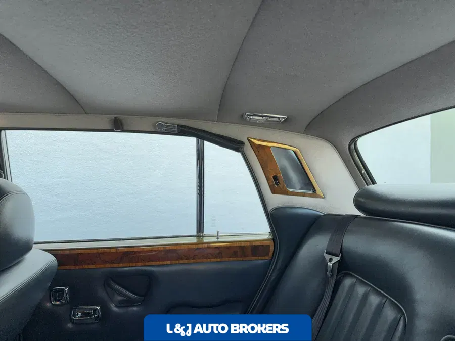 1975 Rolls-Royce Silver Shadow