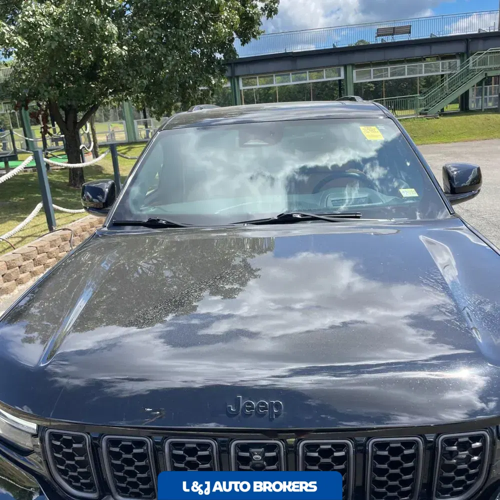 2023 Jeep Grand Cherokee L Summit Reserve
