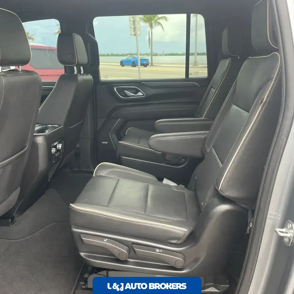 2022 GMC Yukon XL SLT