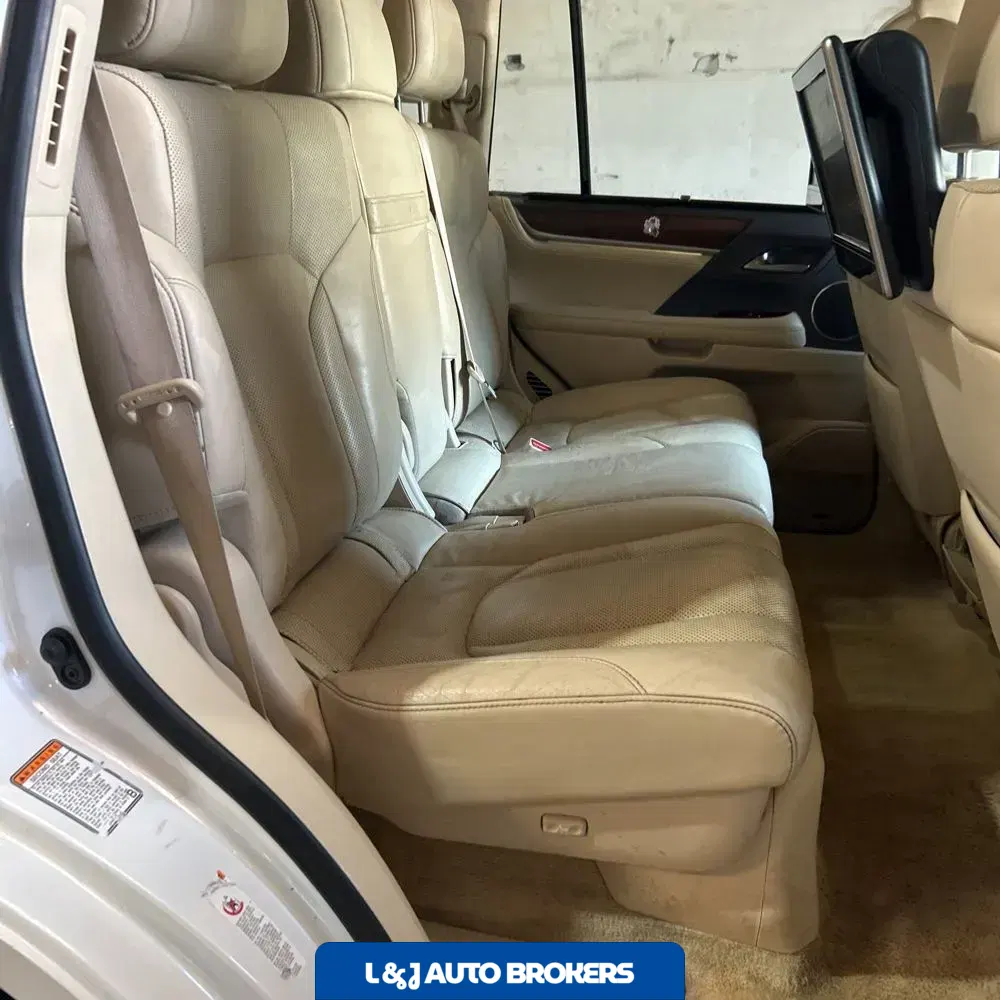 2017 Lexus LX 570 Base