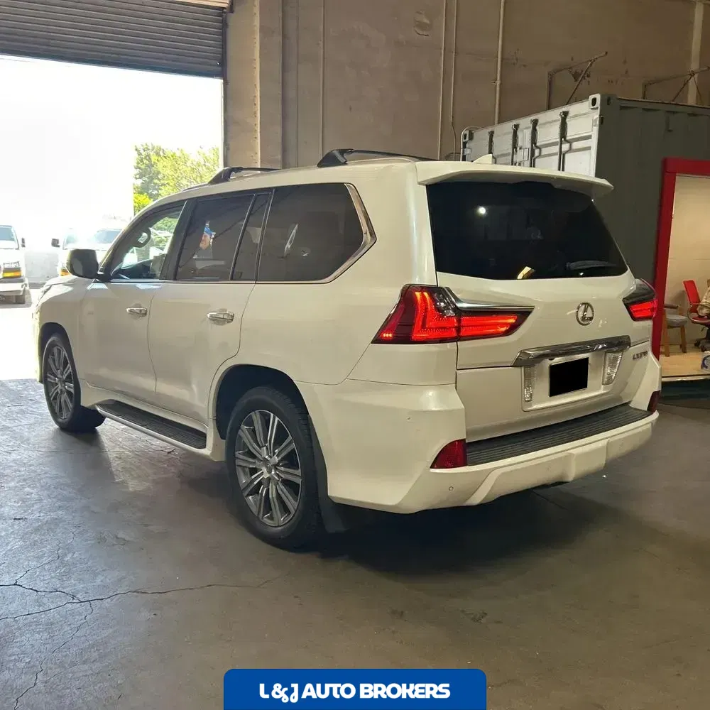 2017 Lexus LX 570 Base