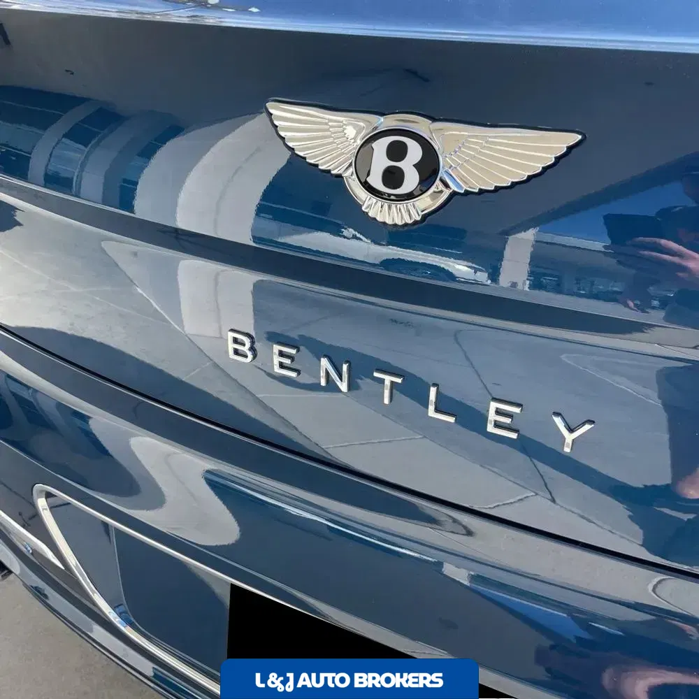 2022 Bentley Flying Spur Base