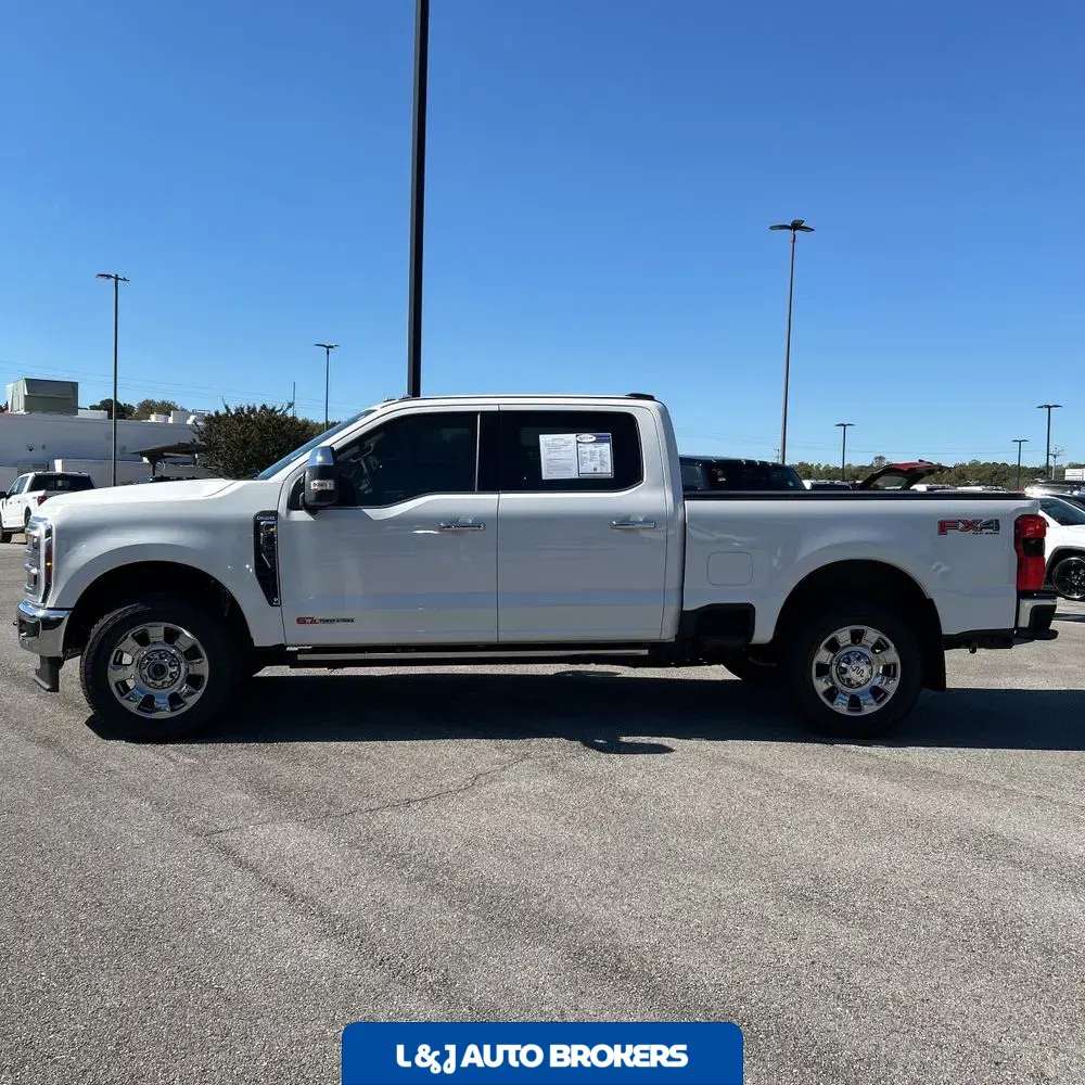 2025 Ford F-350 Super Duty King Ranch