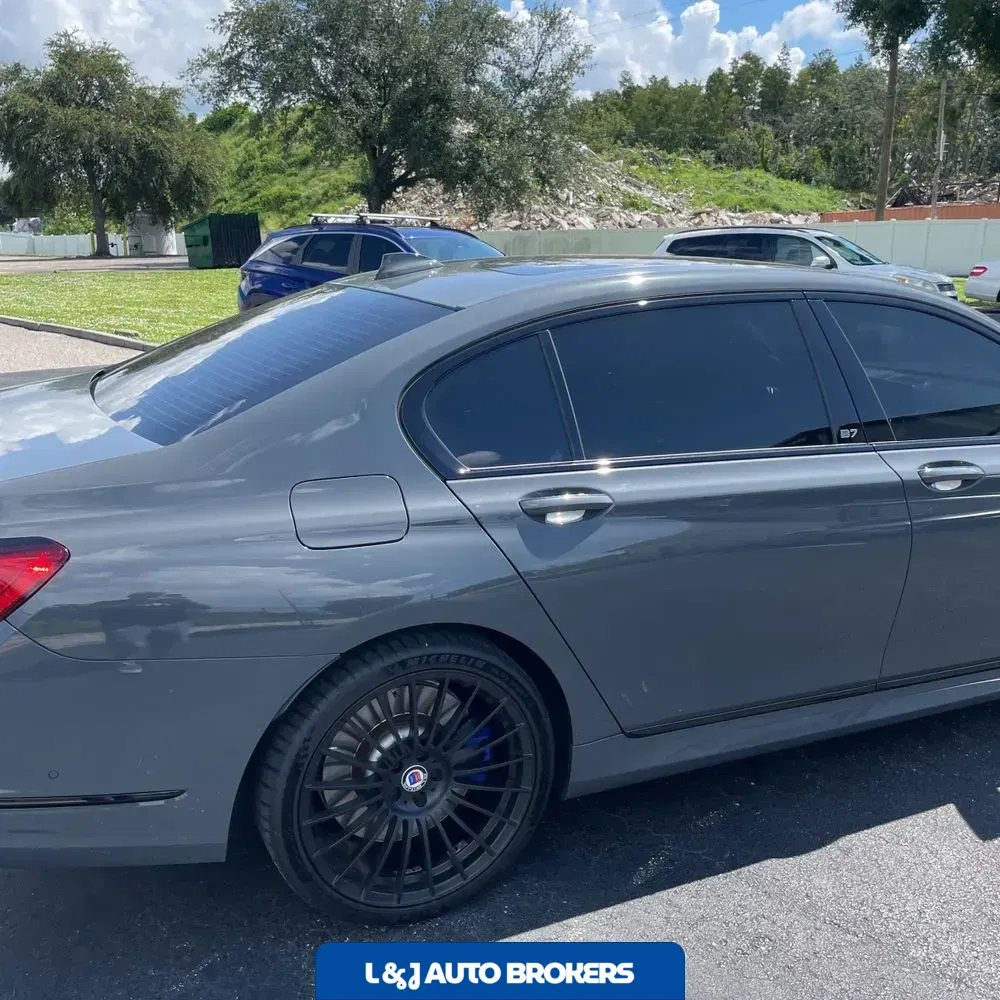 2021 BMW 7 Series ALPINA B7 xDrive