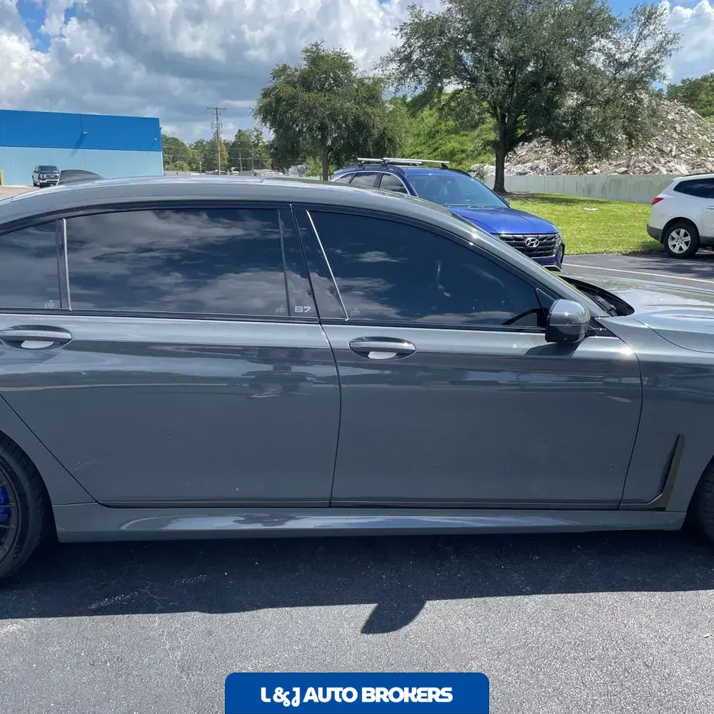 2021 BMW 7 Series ALPINA B7 xDrive