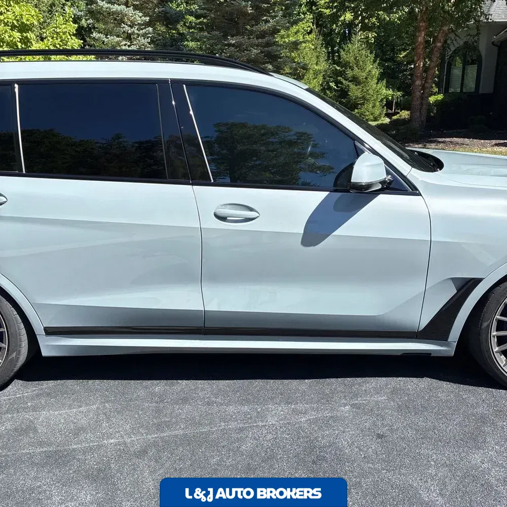 2024 BMW X7 Alpina XB7