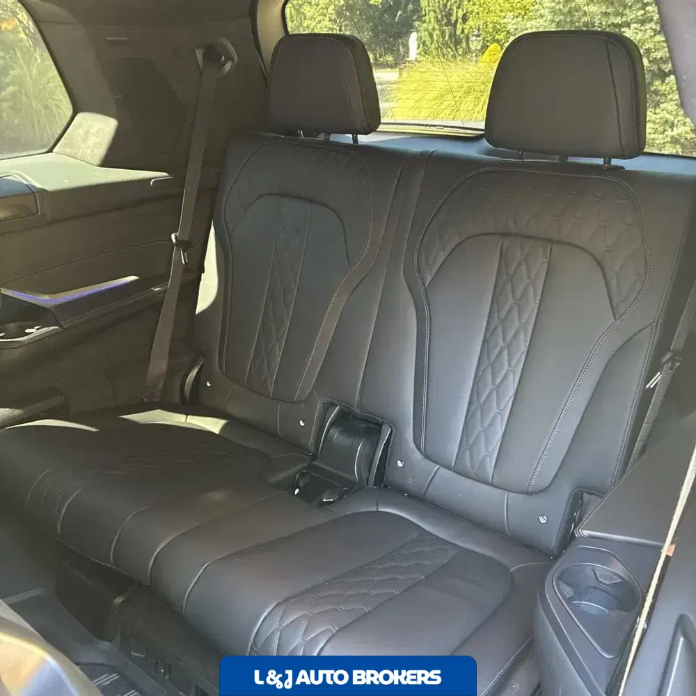 2024 BMW X7 Alpina XB7