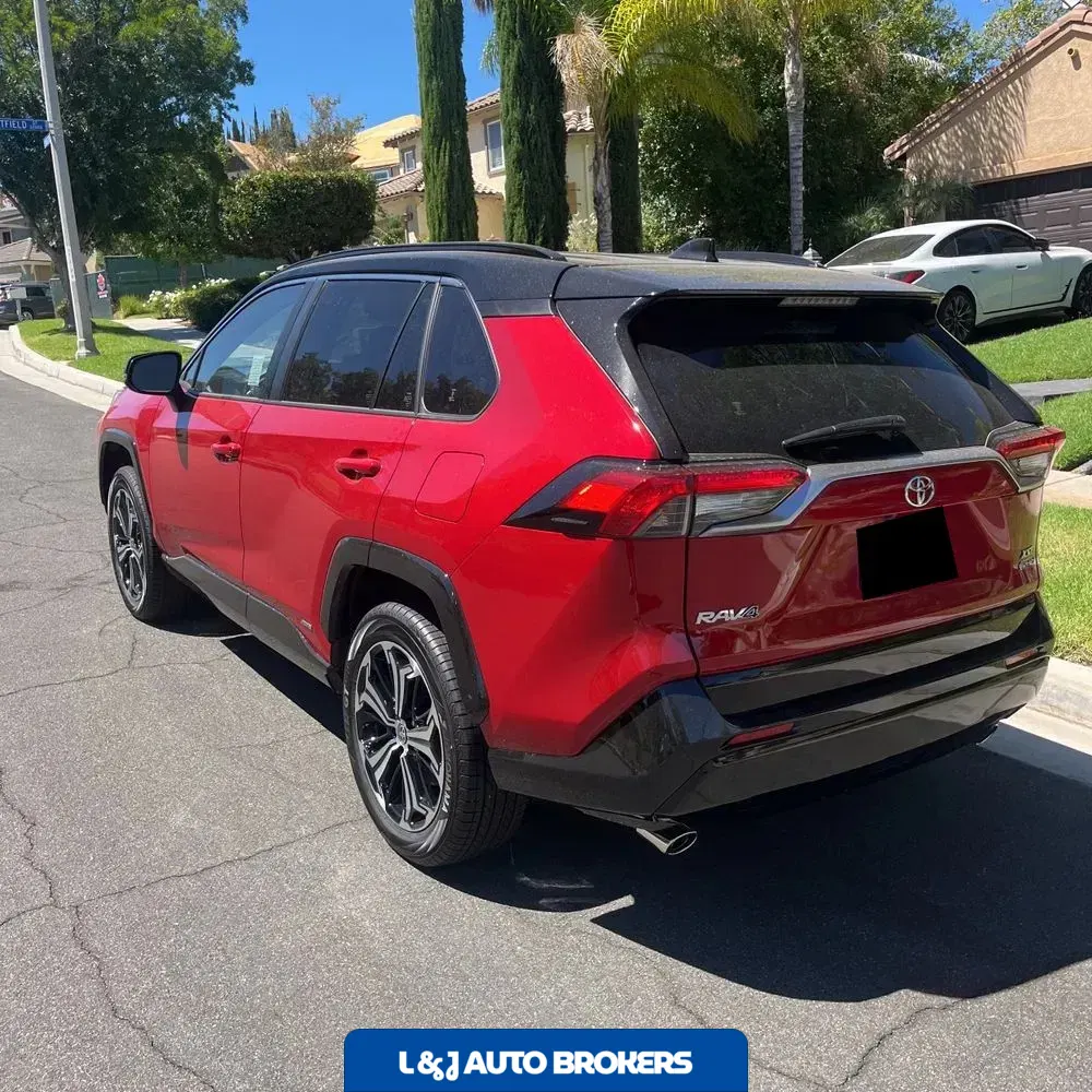2025 Toyota RAV4 Plug-in Hybrid XSE