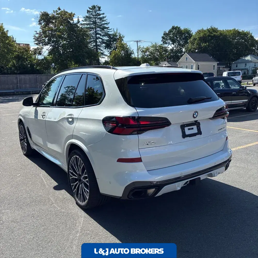 2025 BMW X5 XDrive40i