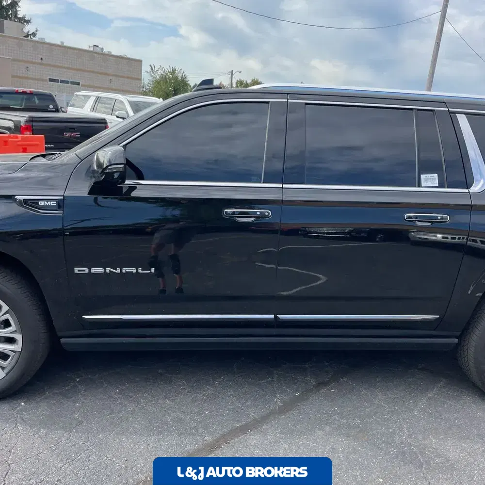 2024 GMC Yukon XL Denali Ultimate
