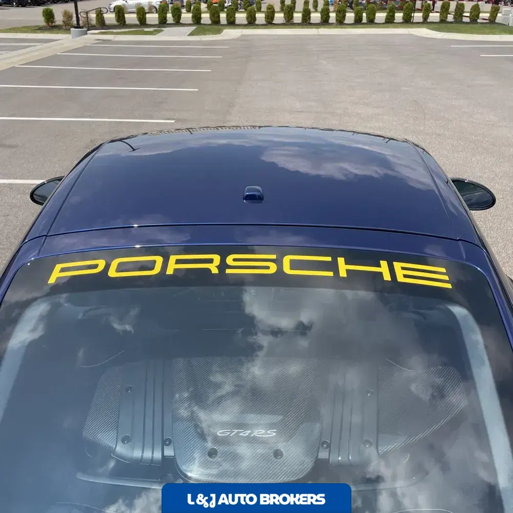 2024 Porsche 718 Cayman GT4 RS
