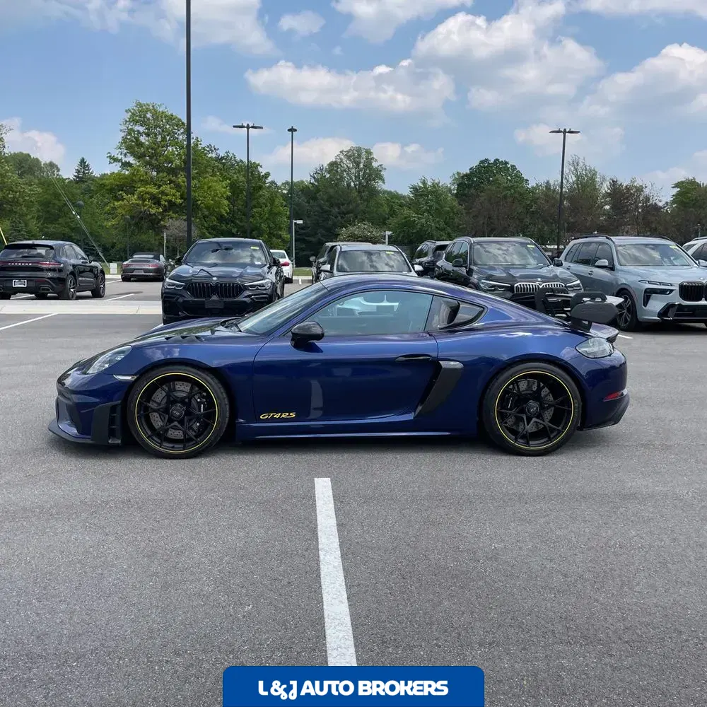 2024 Porsche 718 Cayman GT4 RS