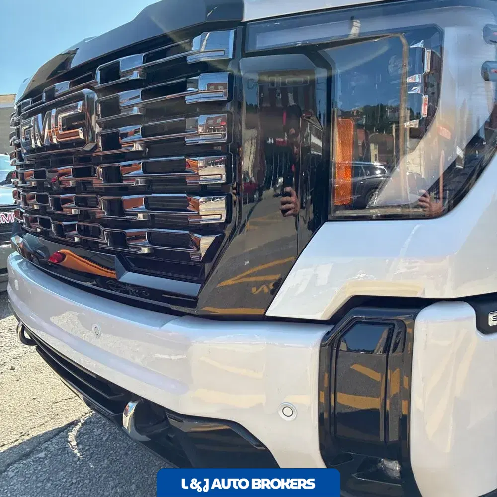 2025 GMC Sierra 3500HD Denali Ultimate