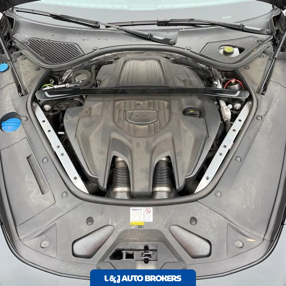 2022 Porsche Panamera 4