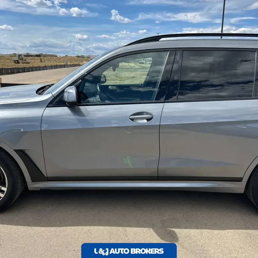 2025 BMW X7 XDrive40i