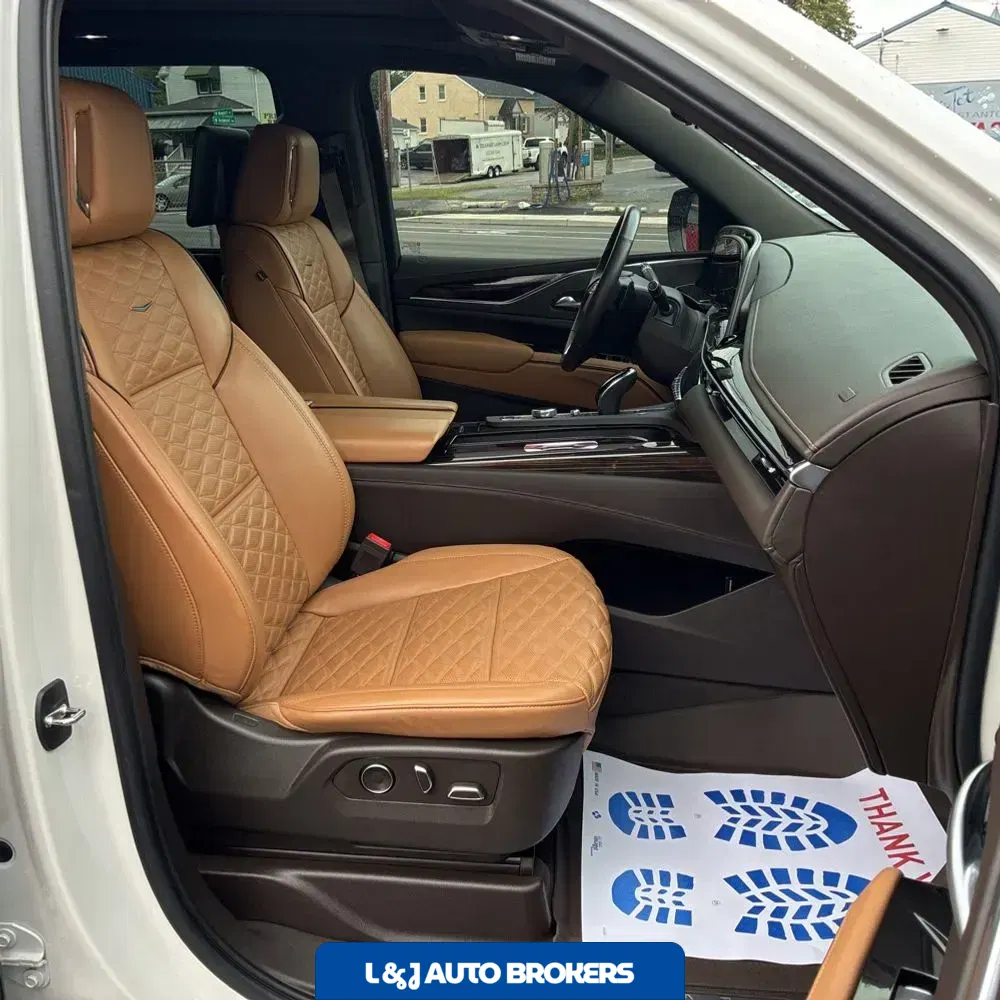2021 Cadillac Escalade ESV Premium Luxury
