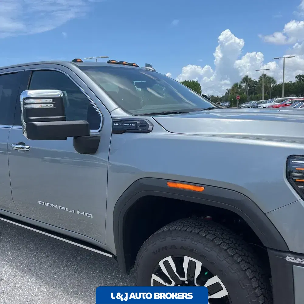 2024 GMC Sierra 3500HD Denali Ultimate