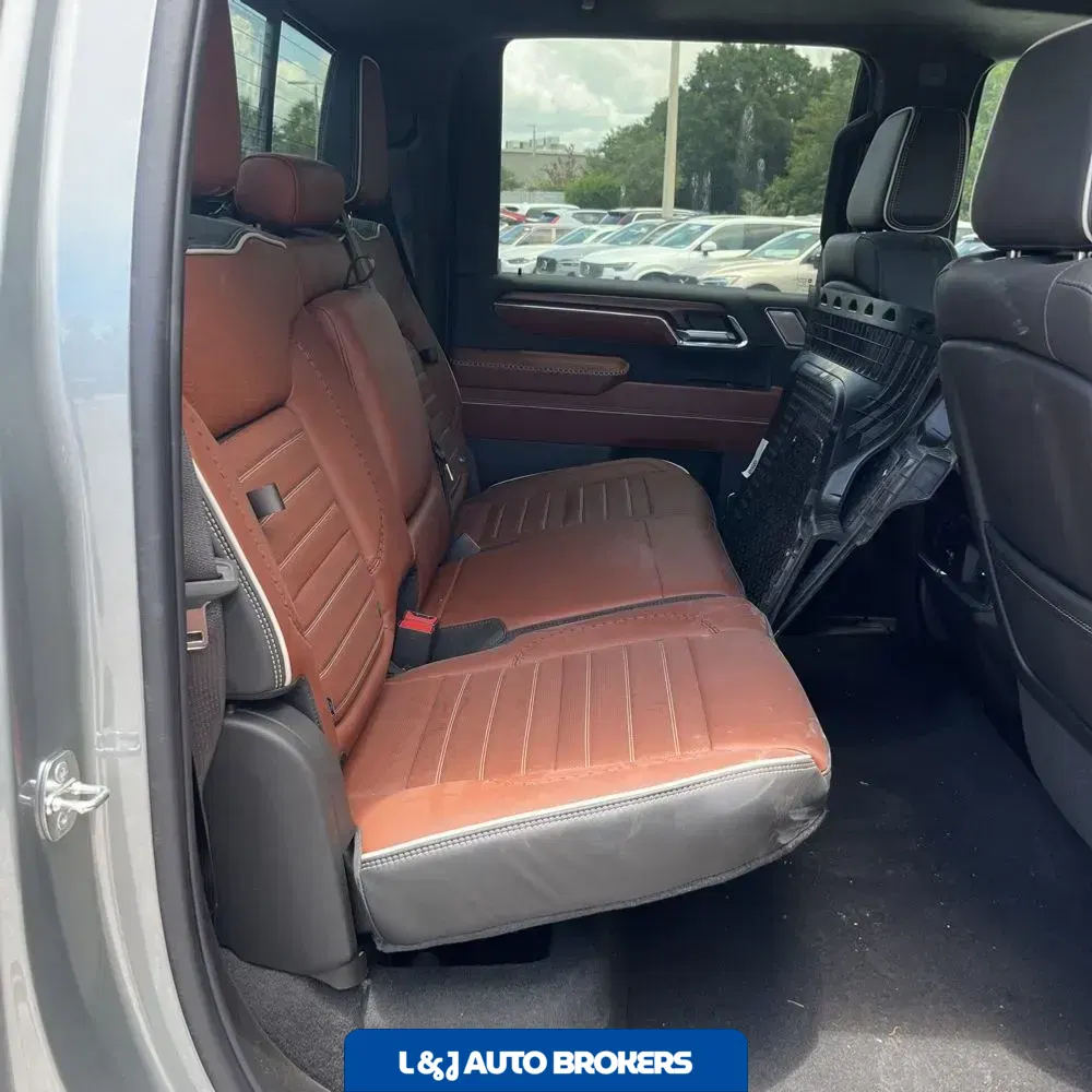 2024 GMC Sierra 3500HD Denali Ultimate