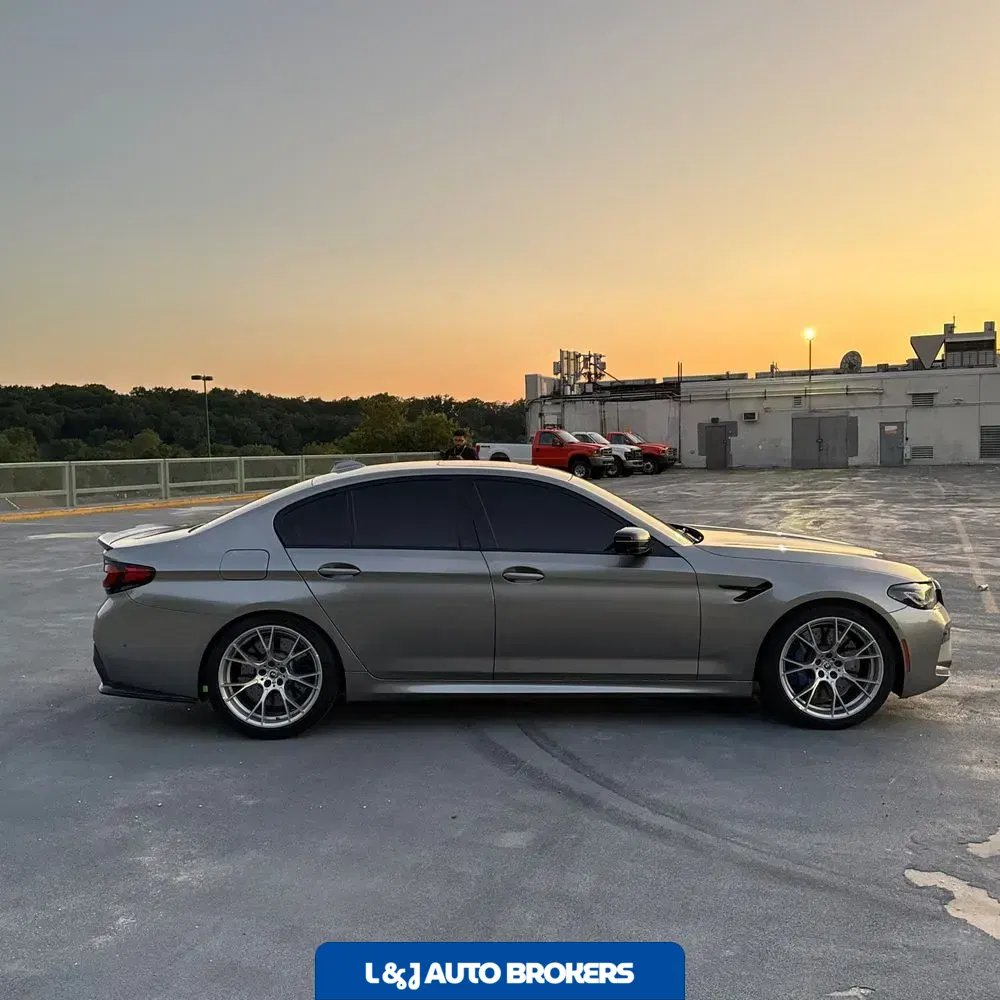 2021 BMW M5
