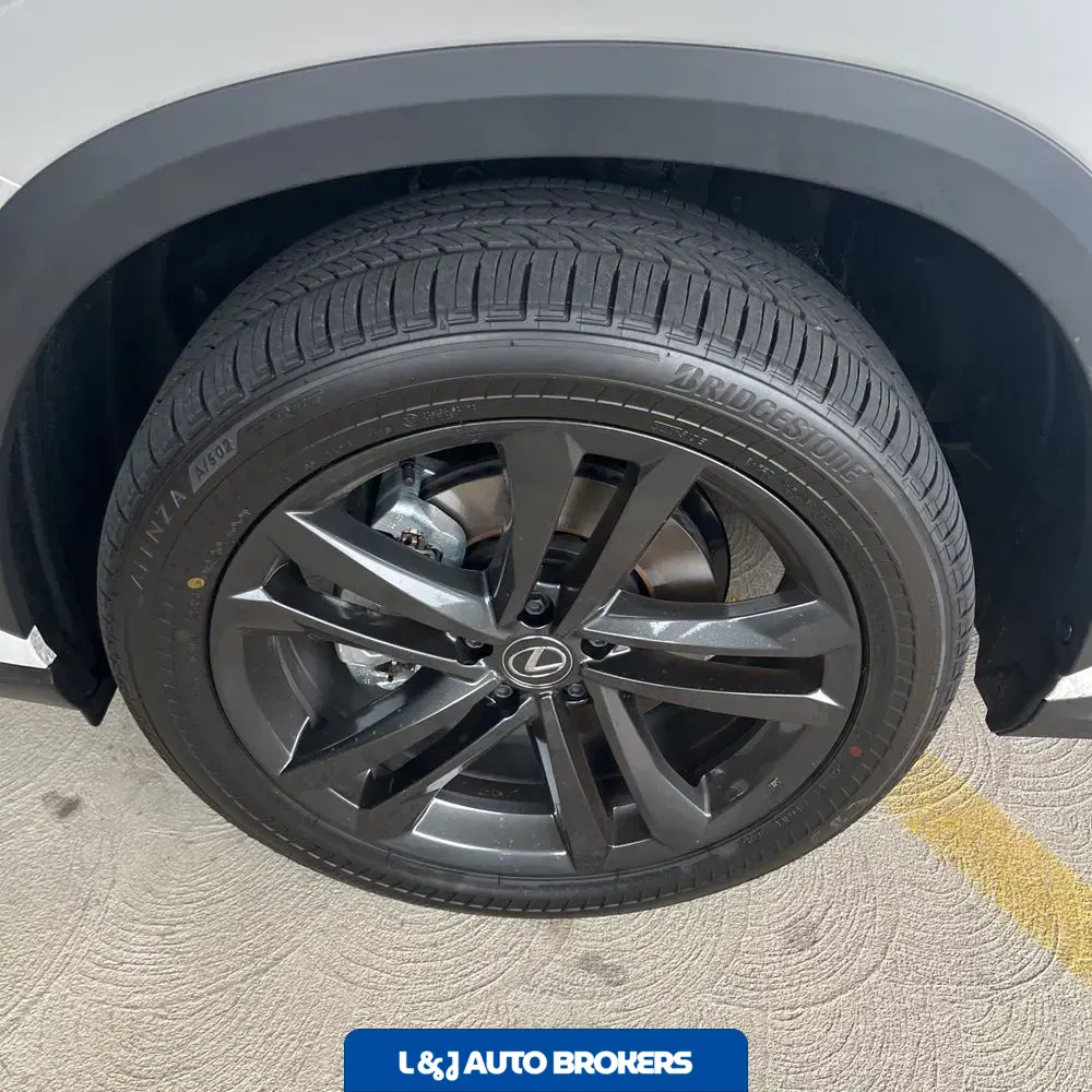 2025 Lexus NX 450h+ Base