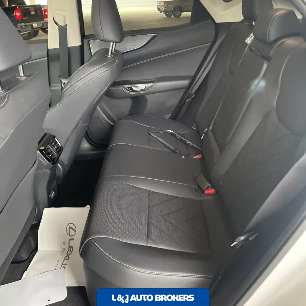 2025 Lexus NX 450h+ Base