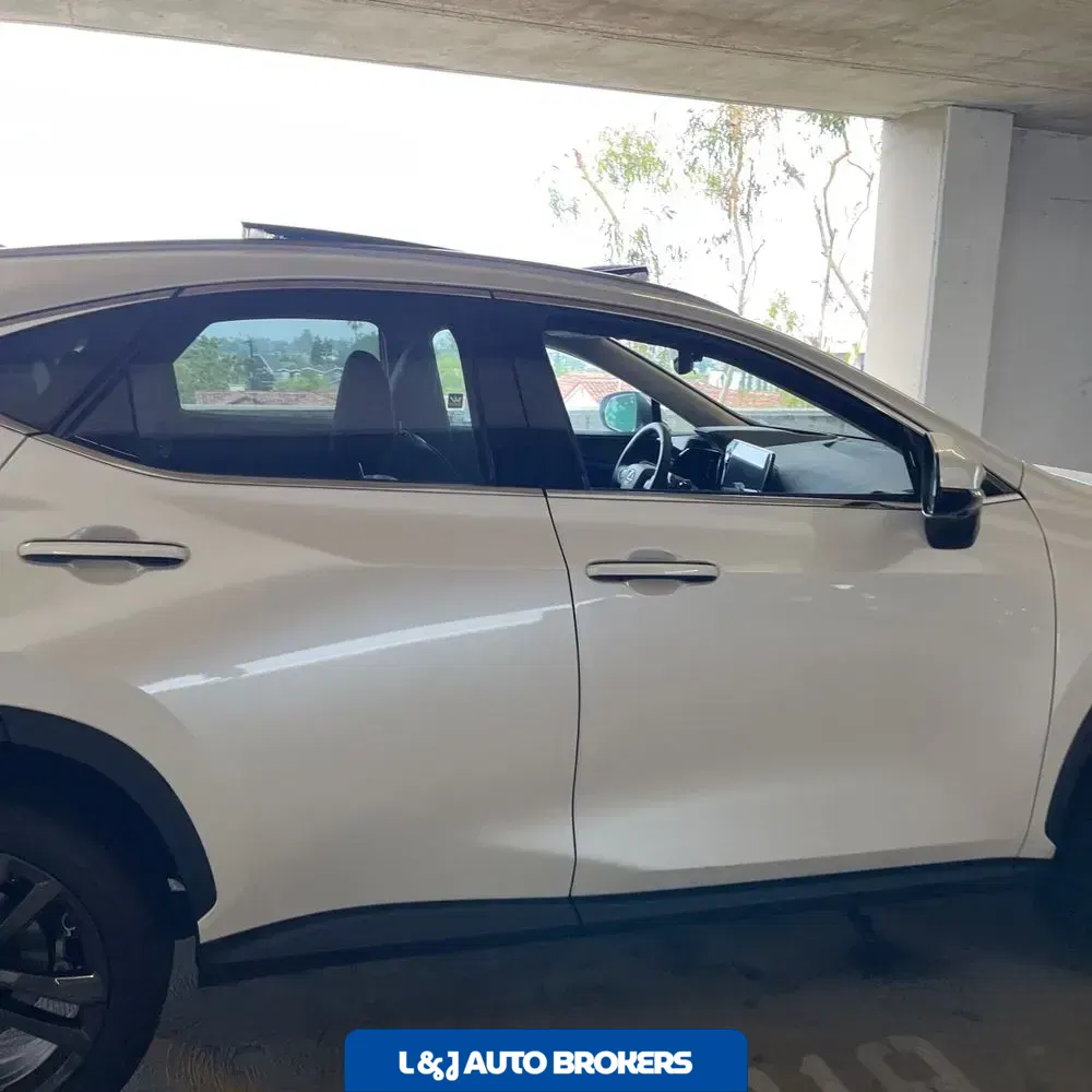 2025 Lexus NX 450h+ Base