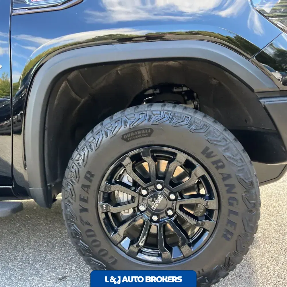 2023 GMC Sierra 1500 AT4X