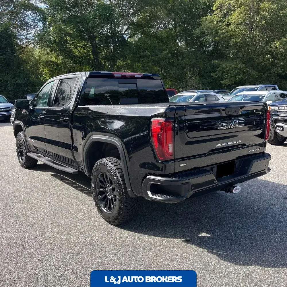 2023 GMC Sierra 1500 AT4X