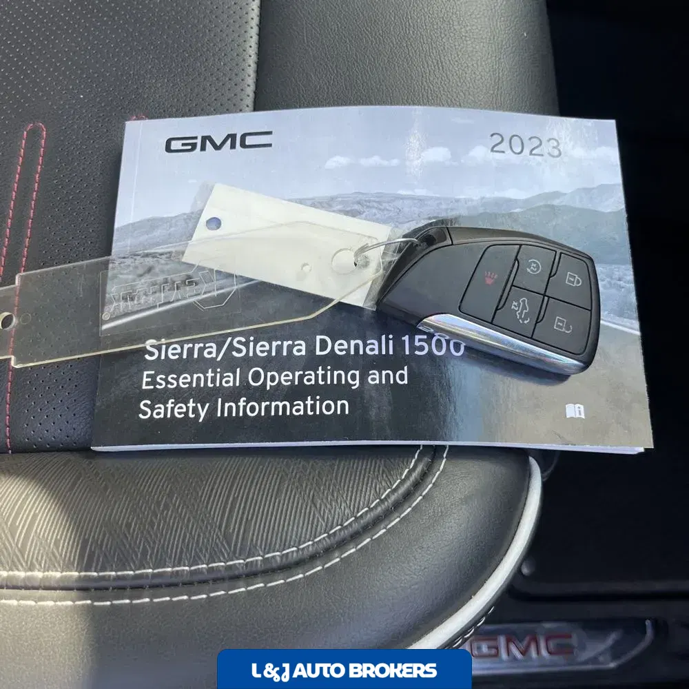 2023 GMC Sierra 1500 AT4X