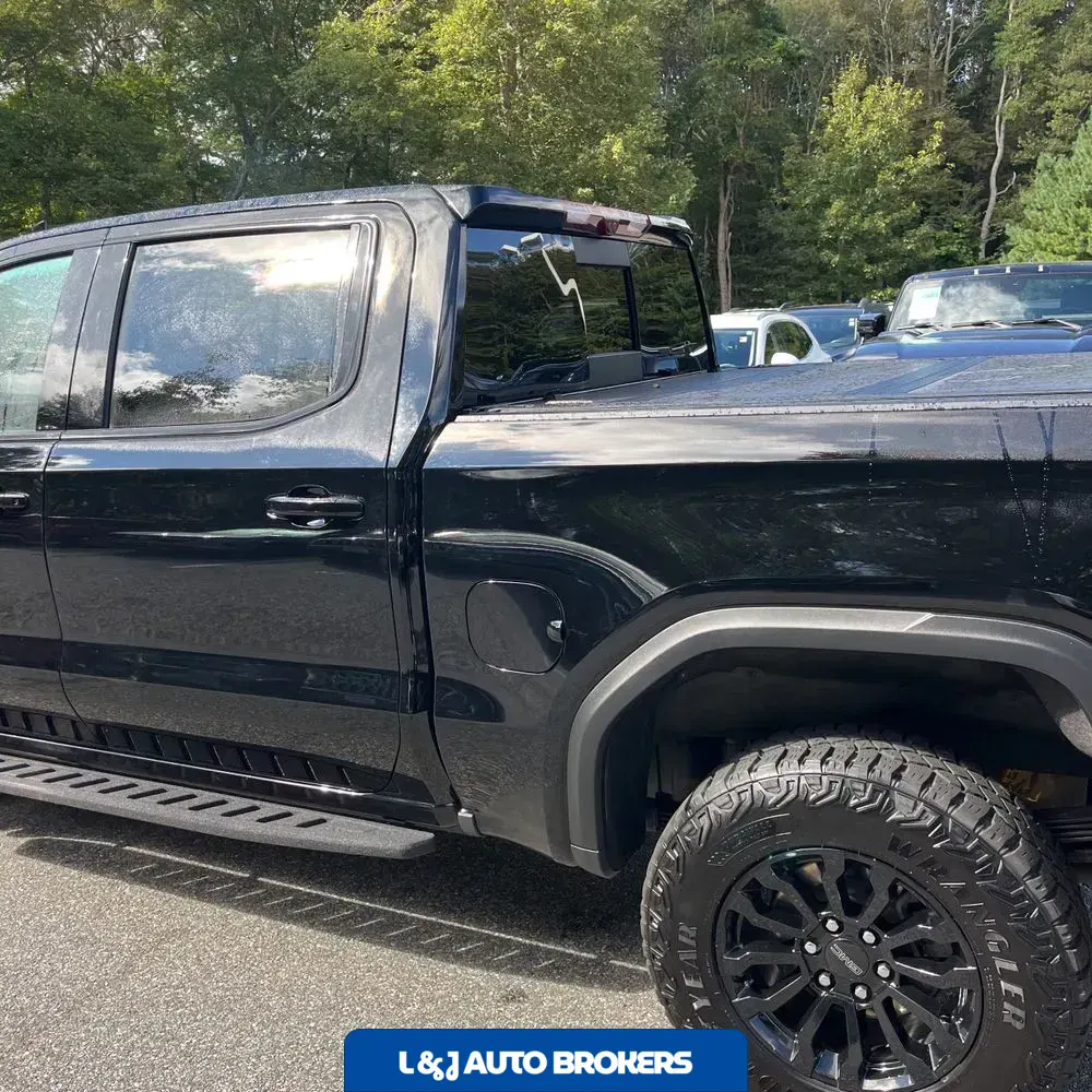 2023 GMC Sierra 1500 AT4X