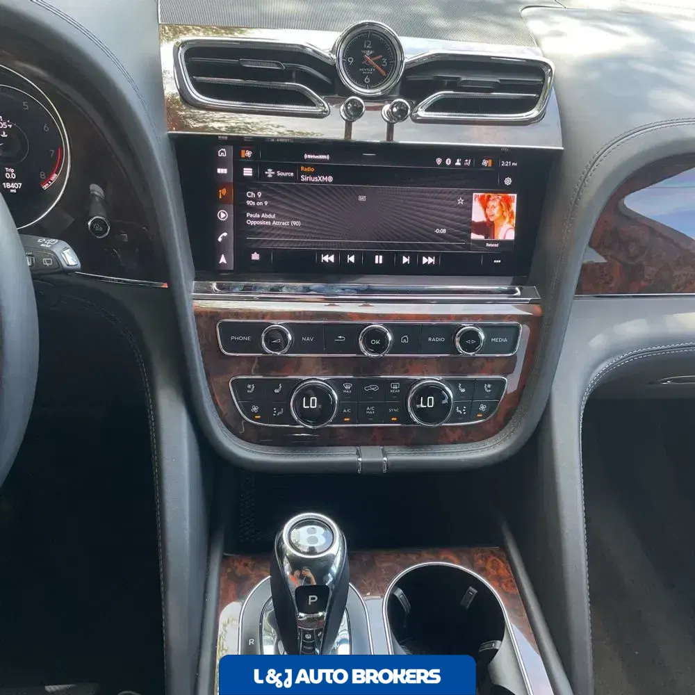 2022 Bentley Bentayga V8