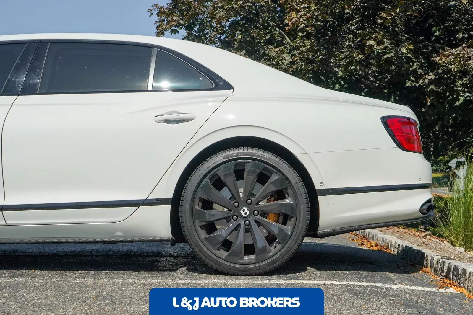2022 Bentley Flying Spur V8