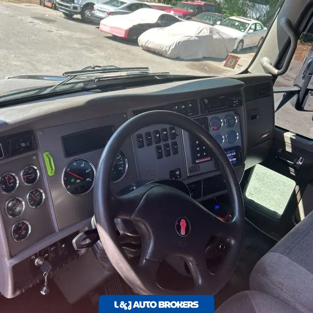 2018 Kenworth Commercial T270 Conv Cab 4X2 (CA72-212)