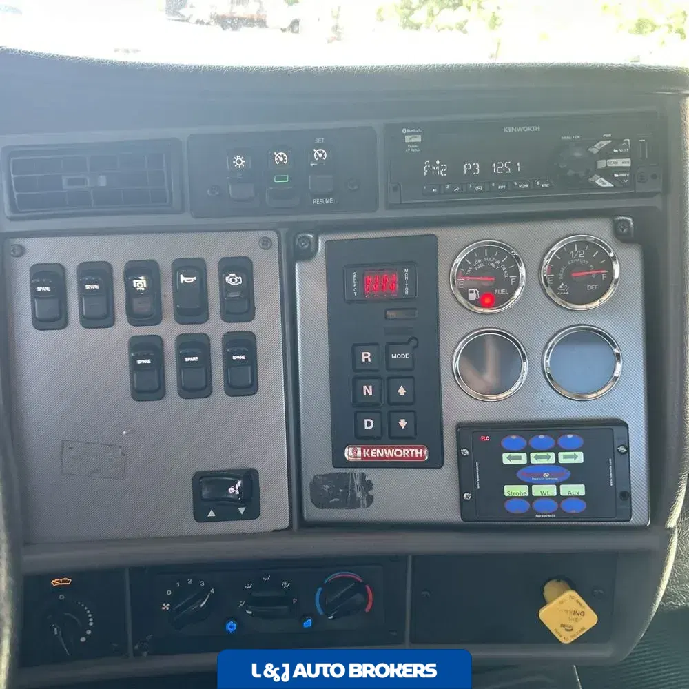 2018 Kenworth Commercial T270 Conv Cab 4X2 (CA72-212)