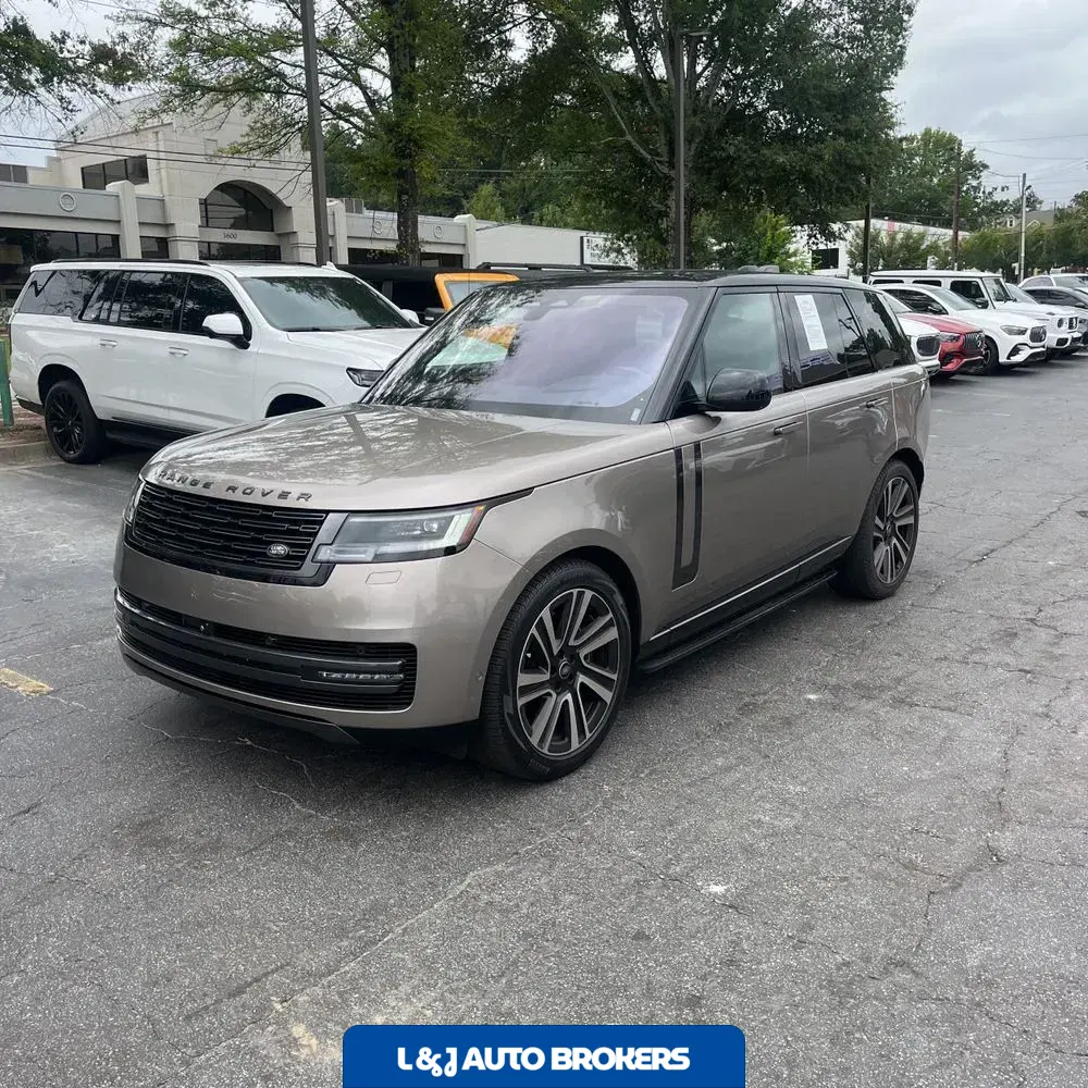 2023 Land Rover Range Rover SE