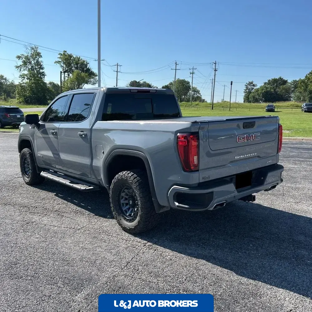 2024 GMC Sierra 1500 AT4