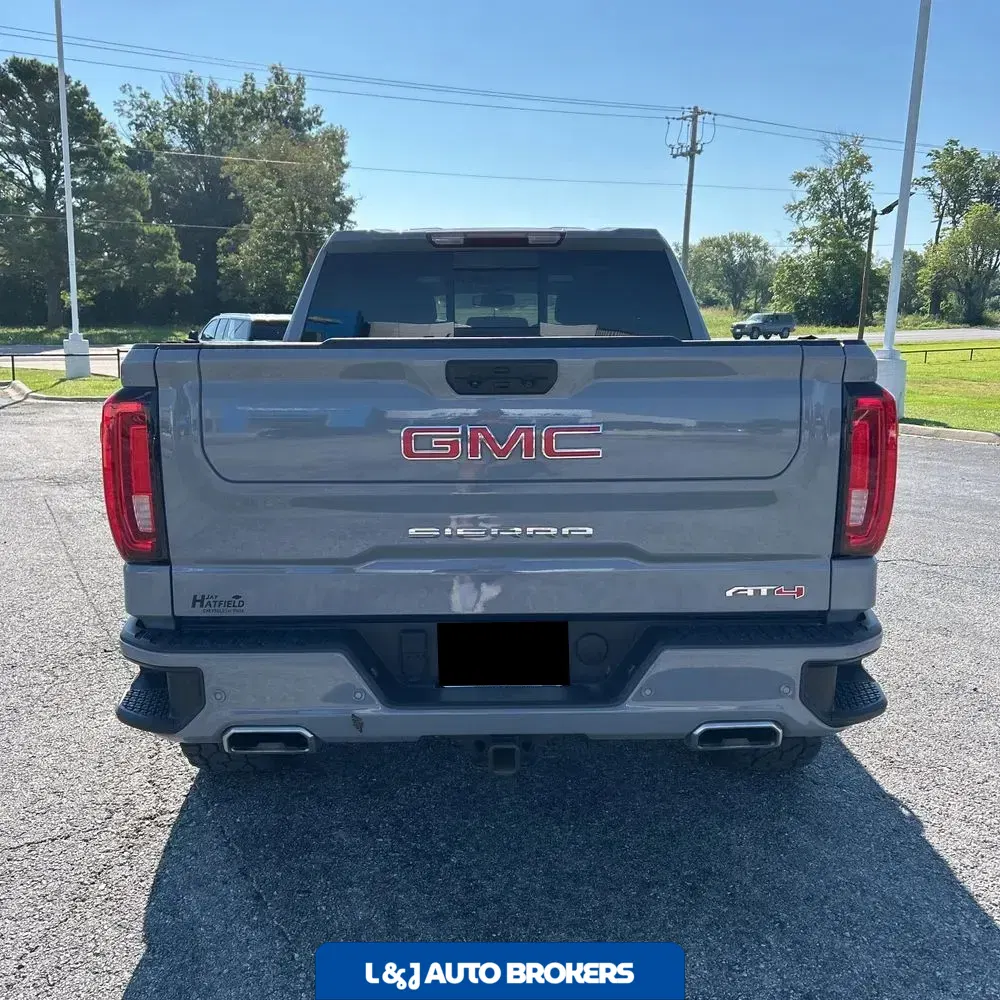 2024 GMC Sierra 1500 AT4